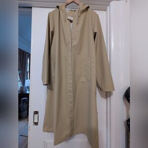 A-Line Longer W Jacket (raincoat)
